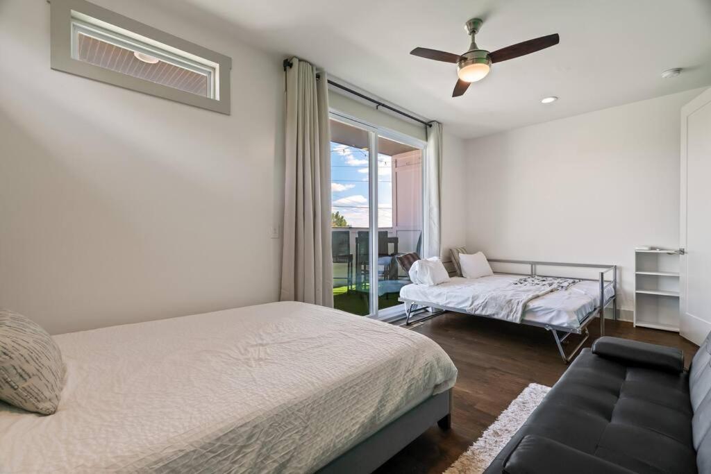 King Bed, Balcony, Covered Patio & Firepit! 8 Minutes From Broadway Nashville Exterior foto